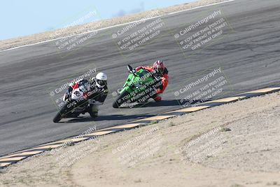 media/Oct-30-2025-Racers Edge (Thu) [[dabbdaf680]]/3-B Group/Session 2 (Bowl Exit)/